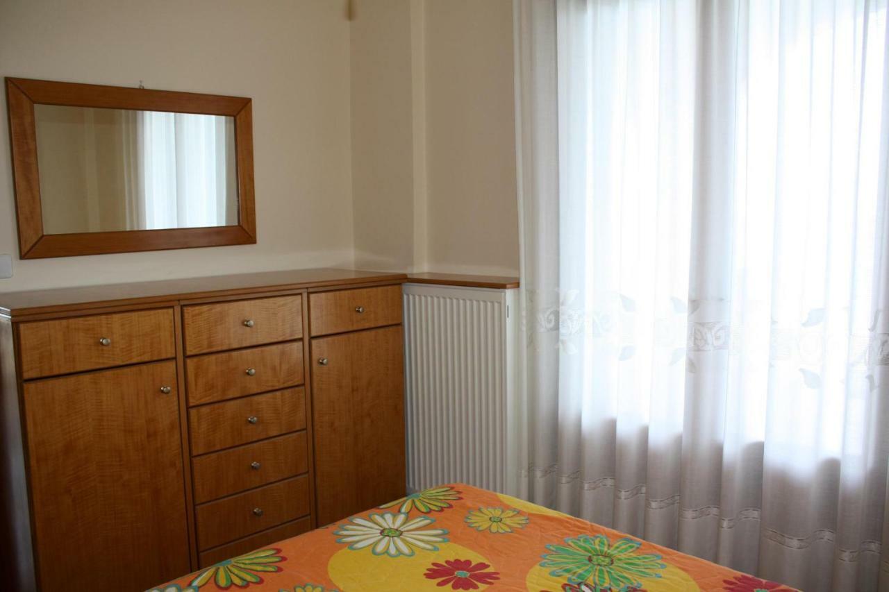 El Mar Appartement Kómboi Buitenkant foto